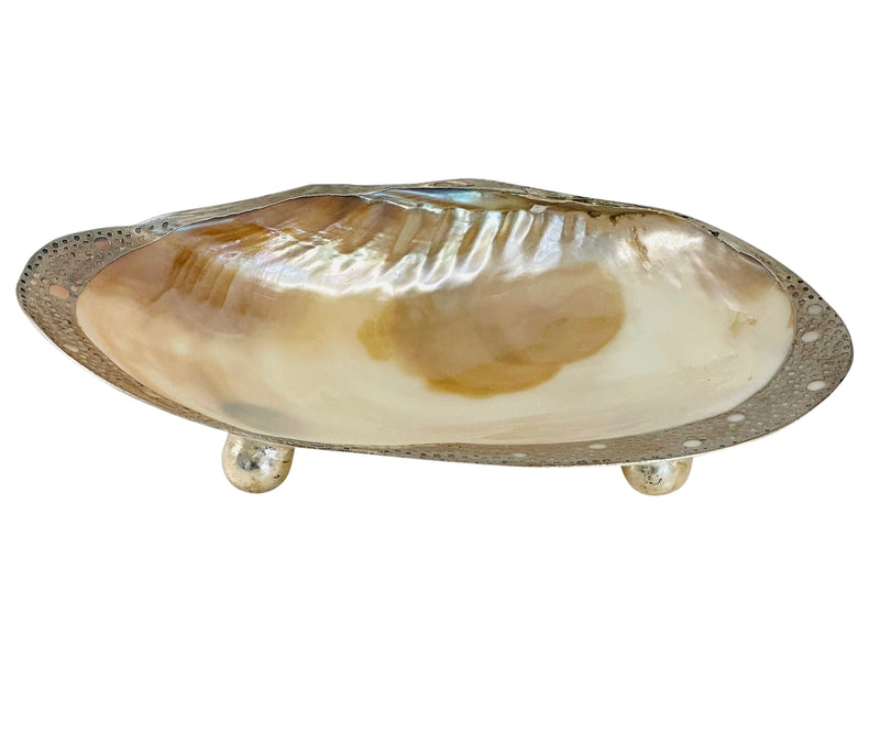 Cabebe Shell Footed Dish