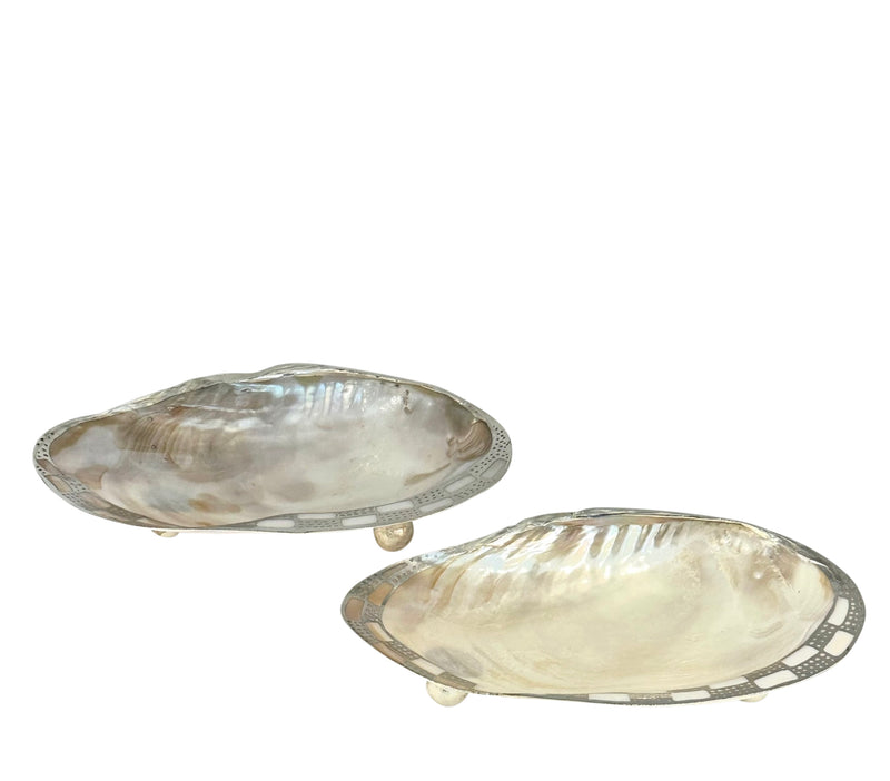 Cabebe Shell Footed Dish